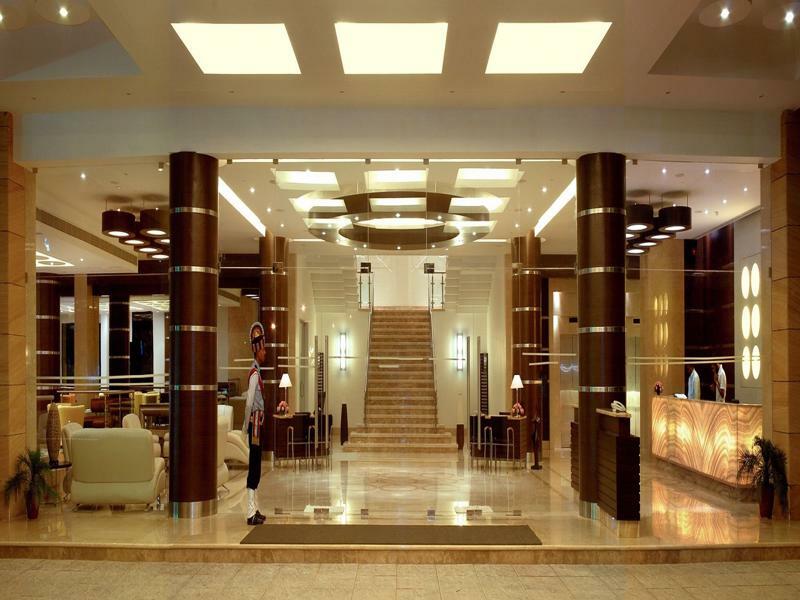 Trinity Hotel Bengaluru Екстер'єр фото